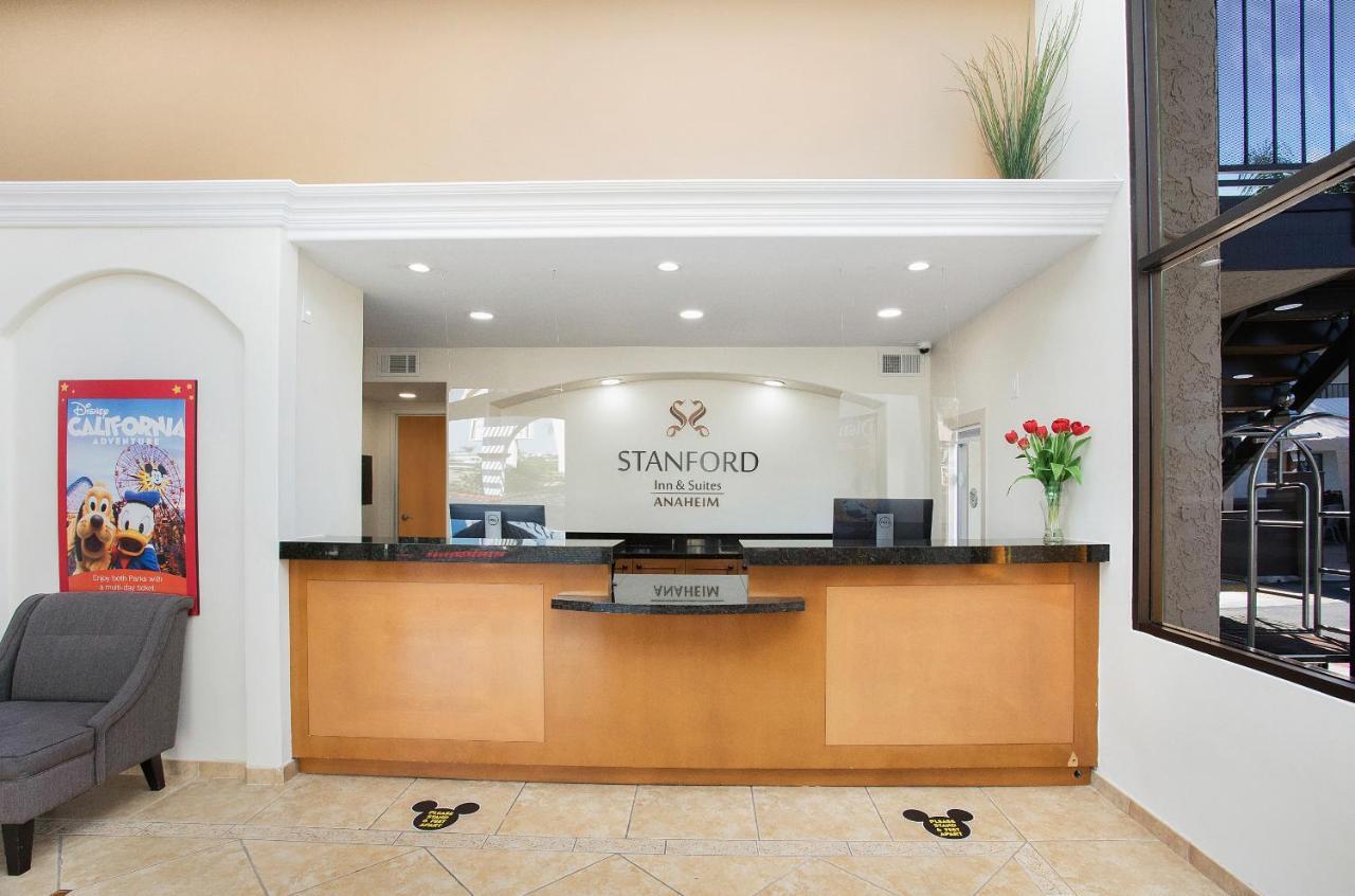 Stanford Inn & Suites Анахайм Екстериор снимка